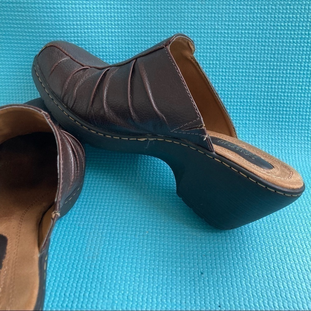 Canyon River Blues Brown Clogs size 10M - Picture 5 of 9